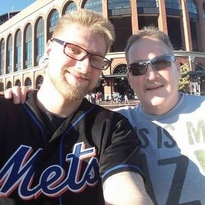 Meet your Posher, Robert